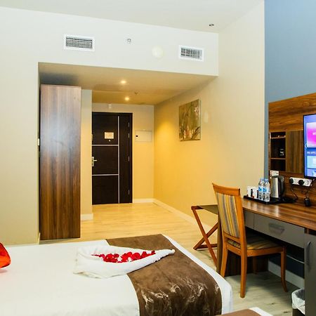 The Saj Hotel Ajman Bagian luar foto