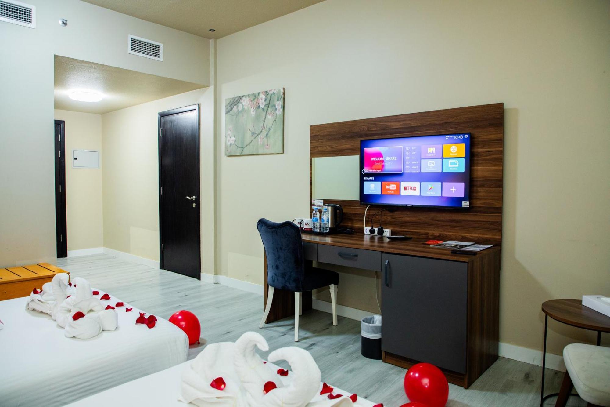 The Saj Hotel Ajman Bagian luar foto