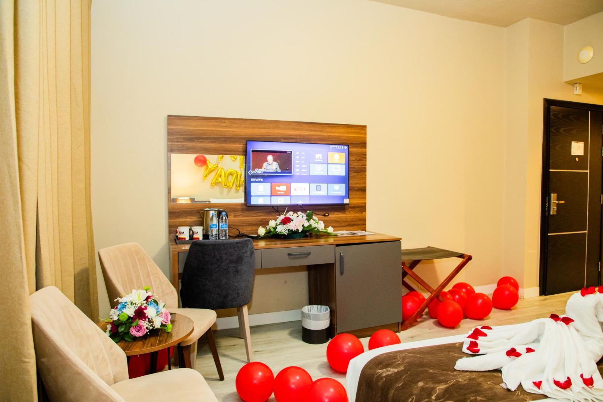 The Saj Hotel Ajman Bagian luar foto